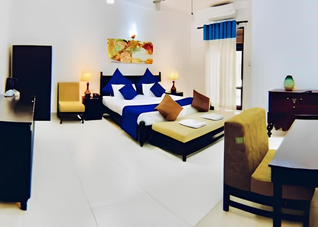 Blue Spring Hotel Wadduwa Zewnętrze zdjęcie