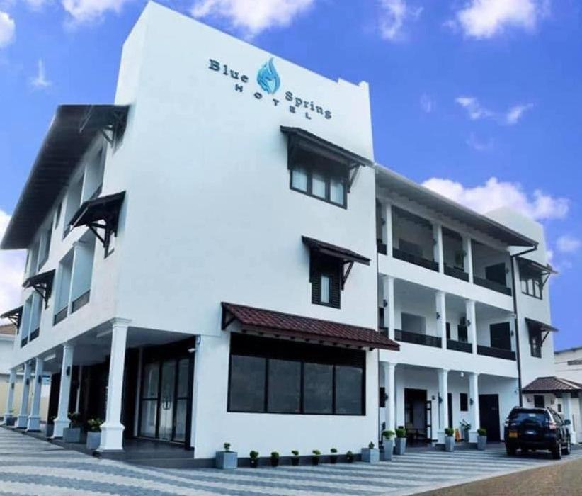 Blue Spring Hotel Wadduwa Zewnętrze zdjęcie